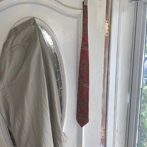 LONDON BURBERRY EXCLUSIVE TIE PREOWNED